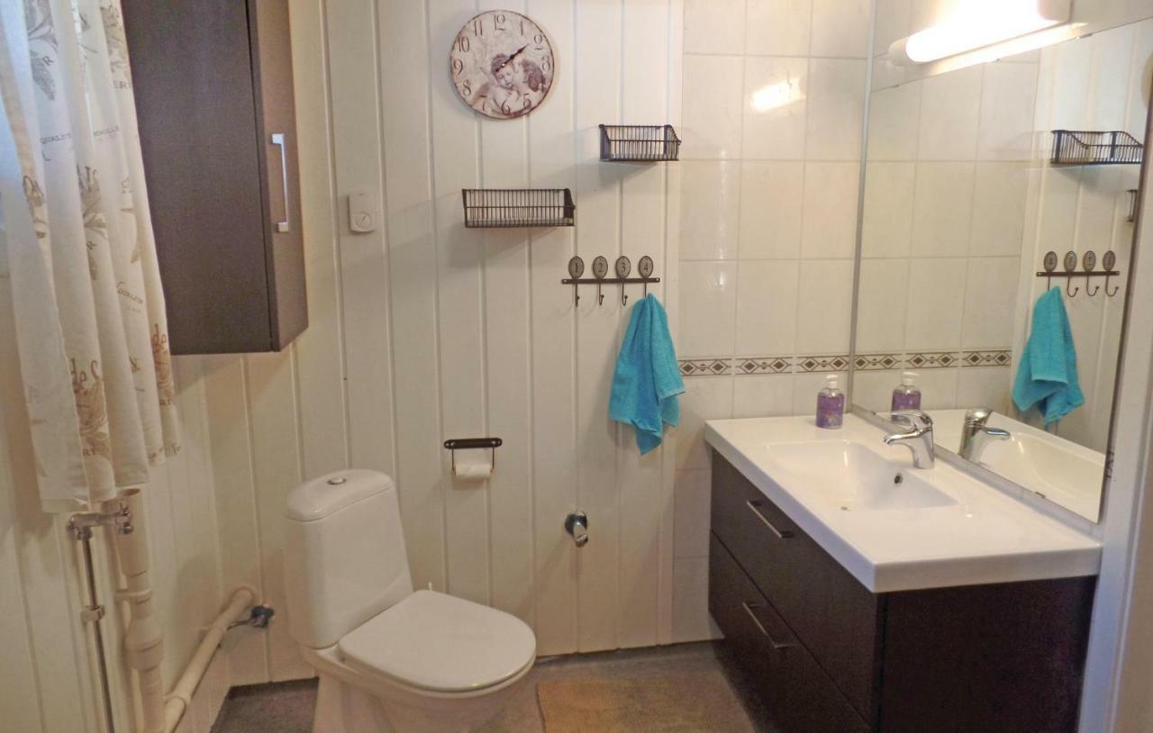 Vågåmo Awesome Home In Vaga With House Sea View מראה חיצוני תמונה